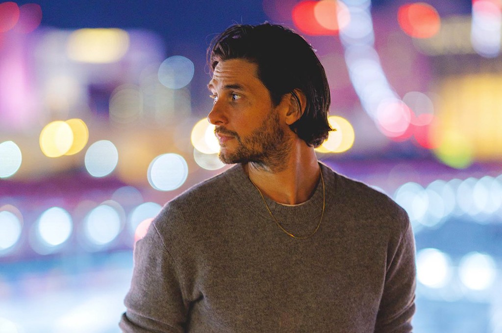 Ben Barnes – Nevermind