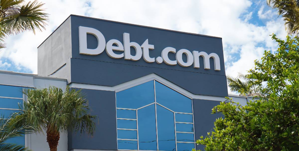 Debt.com - Find solutions to get out of Debt and fix your Credit
