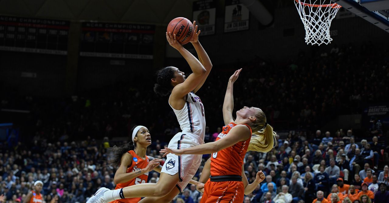 UConn Women’s Basketball Team Dynasty Reveals Sexism in March Madness | Teen Vog